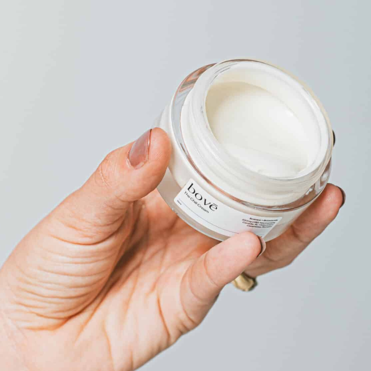 Crema facial con CBD